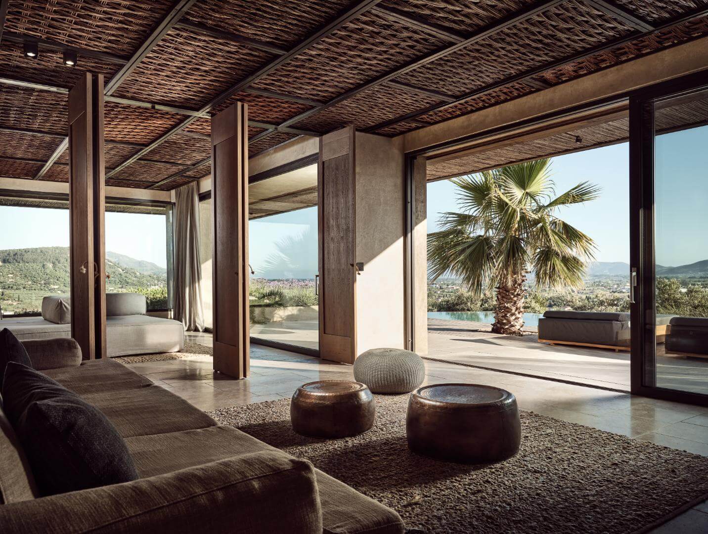 Presidential Private Pool Suite
